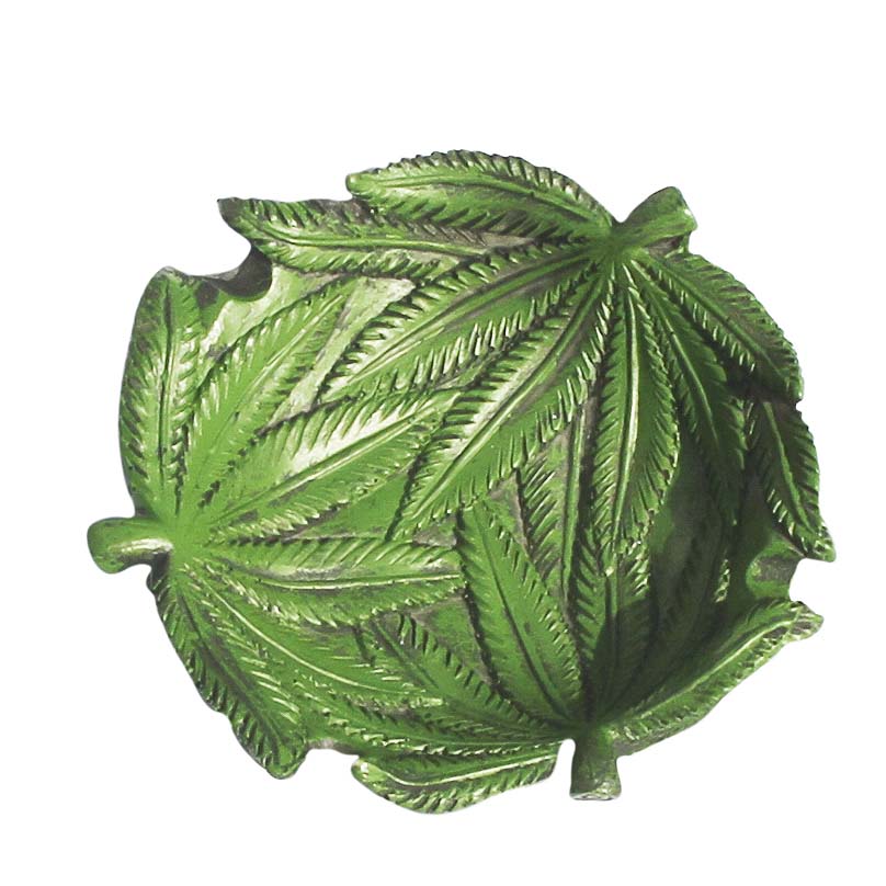 Resin ashtray is designed in a marijuana leaf foliage shape Rare and innovative products（Buy on Amazon free shipping）